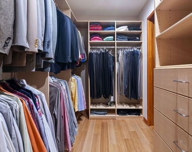 7863 Electra Drive - Photo Thumbnail 13