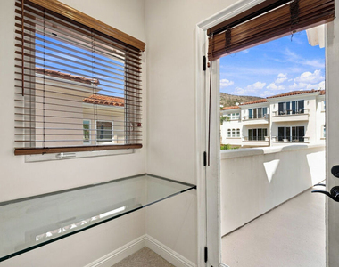 23949 De Ville Way - Photo Thumbnail 36