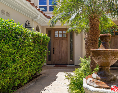 23949 De Ville Way - Photo Thumbnail 2