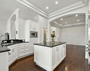 23949 De Ville Way - Photo Thumbnail 14