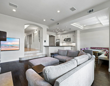 23949 De Ville Way - Photo Thumbnail 7