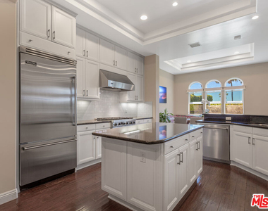 23949 De Ville Way - Photo Thumbnail 10