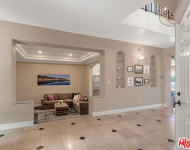 23949 De Ville Way - Photo Thumbnail 4