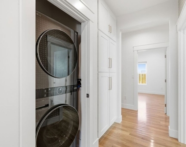 137 E Avenue 43 - Photo Thumbnail 12