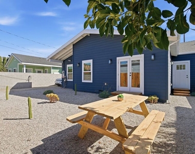 137 E Avenue 43 - Photo Thumbnail 24