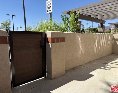 804 N Kenilworth Avenue - Photo Thumbnail 2
