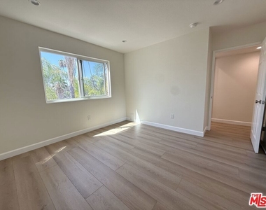 804 N Kenilworth Avenue - Photo Thumbnail 16