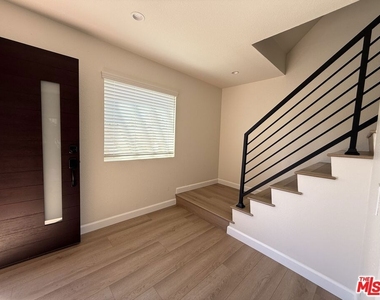 804 N Kenilworth Avenue - Photo Thumbnail 18