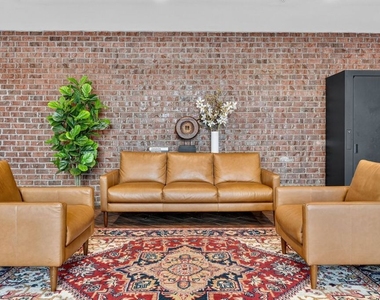 3740 Santa Rosalia Drive - Photo Thumbnail 9