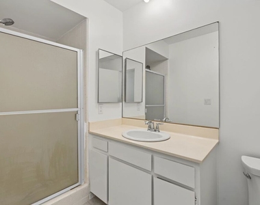 16169 W Sunset Boulevard - Photo Thumbnail 17