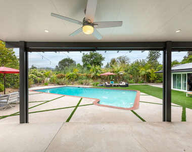 4629 Cerro Verde Place - Photo Thumbnail 19