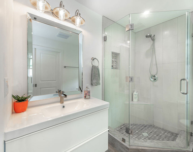 4629 Cerro Verde Place - Photo Thumbnail 38
