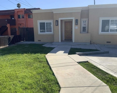 520 Glover Ave - Photo Thumbnail 26
