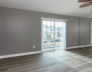 1045 Fuchsia Lane - Photo Thumbnail 18