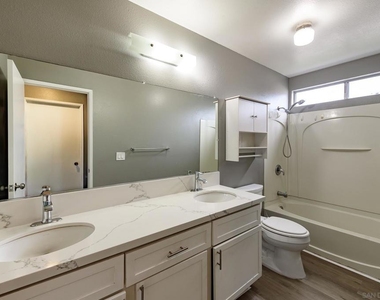 1045 Fuchsia Lane - Photo Thumbnail 19