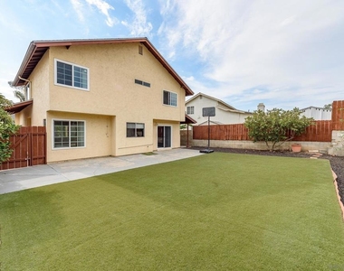 1045 Fuchsia Lane - Photo Thumbnail 29