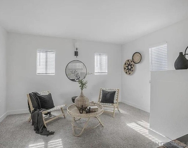 1111 Delaware - Photo Thumbnail 9