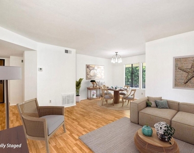 17637 Pomerado Road - Photo Thumbnail 7