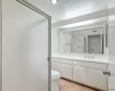 17637 Pomerado Road - Photo Thumbnail 14