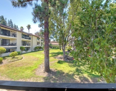 17637 Pomerado Road - Photo Thumbnail 18
