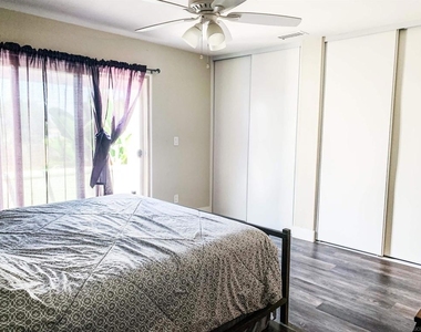 1286 Otono St - Photo Thumbnail 20