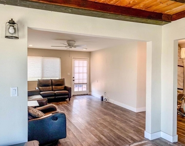 1286 Otono St - Photo Thumbnail 5
