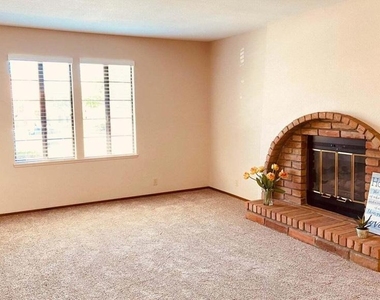 3630 Raincloud Court - Photo Thumbnail 8