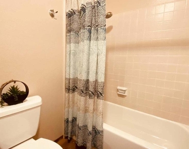 3630 Raincloud Court - Photo Thumbnail 28