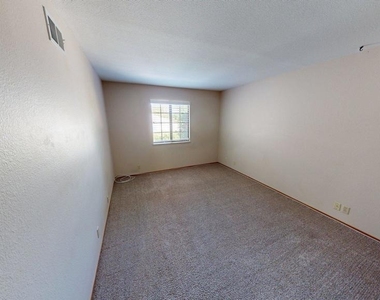 3630 Raincloud Court - Photo Thumbnail 23