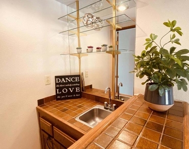 3630 Raincloud Court - Photo Thumbnail 18