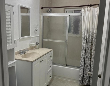 1873 Patricia Avenue - Photo Thumbnail 8