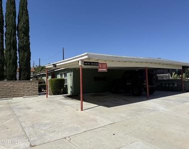 1873 Patricia Avenue - Photo Thumbnail 11