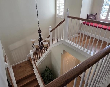 2792 Sandhurst Avenue - Photo Thumbnail 15