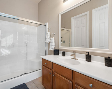 105 Rubino Court - Photo Thumbnail 33