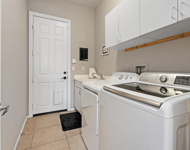 105 Rubino Court - Photo Thumbnail 34