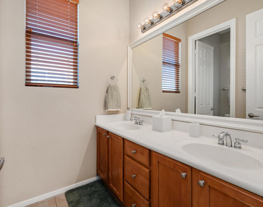 105 Rubino Court - Photo Thumbnail 32