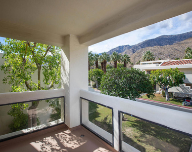 255 E Avenida Granada - Photo Thumbnail 12