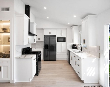 2380 N Leonard Road - Photo Thumbnail 6