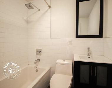 364 Bainbridge Street - Photo Thumbnail 5