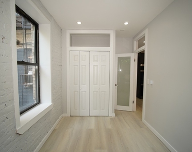 195 Stanton Street - Photo Thumbnail 9
