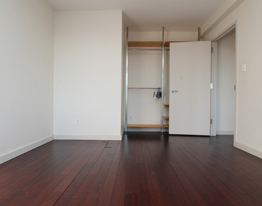 286 Stanhope St 11237 - Photo Thumbnail 4