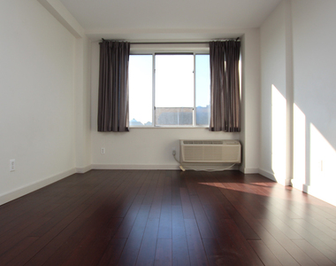 286 Stanhope St 11237 - Photo Thumbnail 3