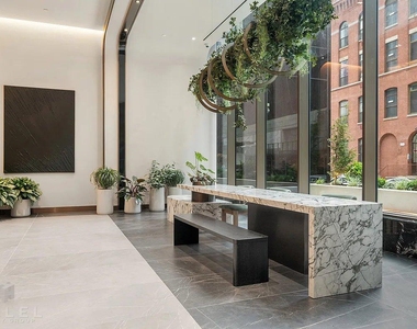 Rockwell Pl - Photo Thumbnail 16