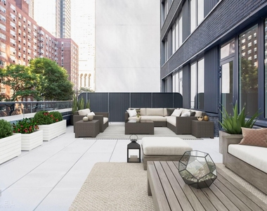 West 60th Street - Photo Thumbnail 1