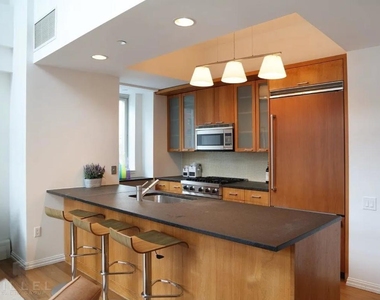E 59th St. - Photo Thumbnail 2