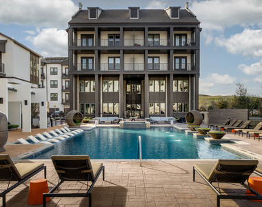4151 Viridian Village Drive - Photo Thumbnail 20