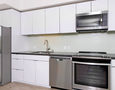 1 Henry Adams St - Photo Thumbnail 10