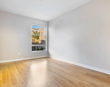 1050 Wilshire Blvd - Photo Thumbnail 35