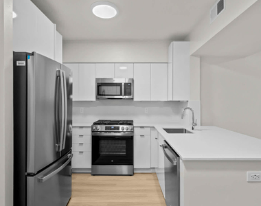 2400 M Street Nw - Photo Thumbnail 64