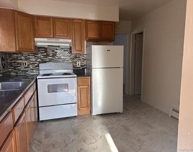 45 Benedict Avenue - Photo Thumbnail 1